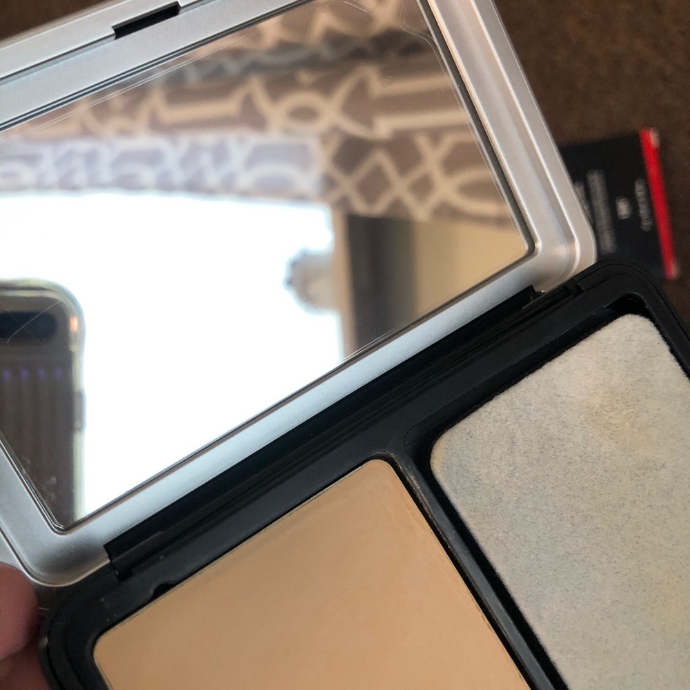 Makeup Forever Matte Velvet SkinPowder Foundation